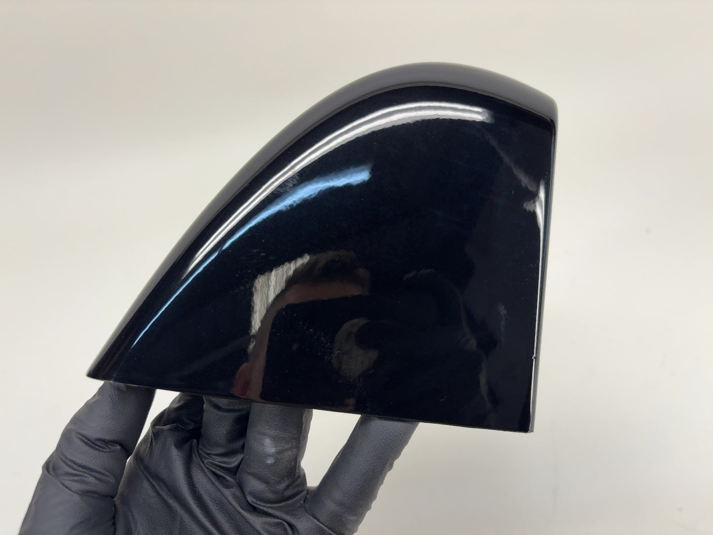 2023-2024 Tesla Model Y Exterior Mirror Skull Cap Right 1495594-00-A