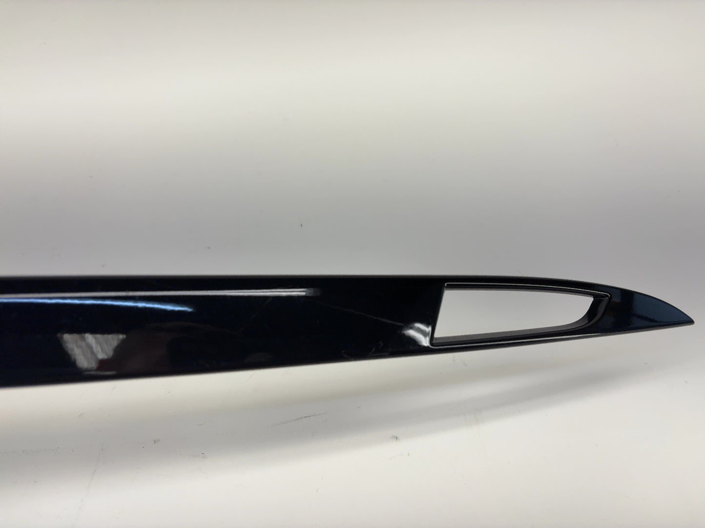 2021 Tesla Model S Liftgate Applique 1026649-00-F