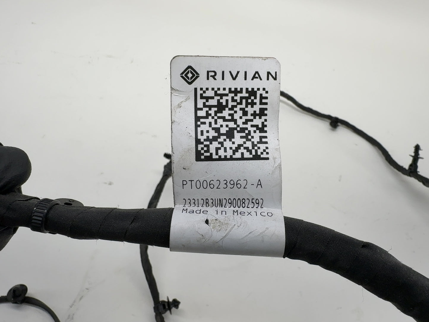 2023 Rivian R1S Liftgate Lower Harness PT00623962-A