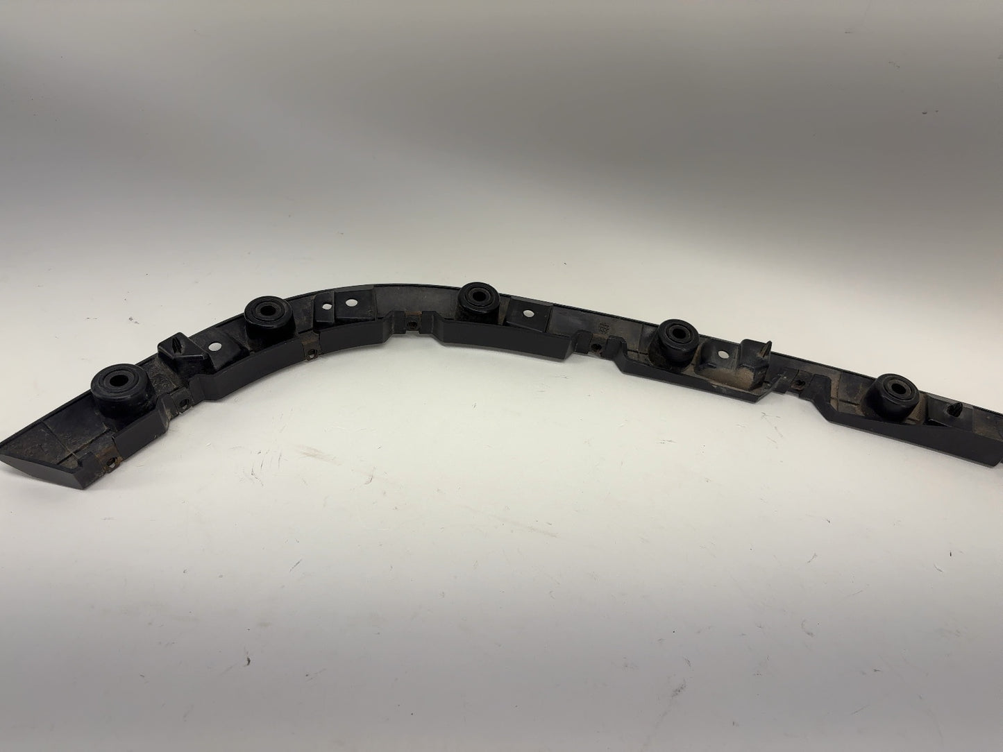 2023 Rivian R1T Rear Left Fender Bracket PT00003209-H
