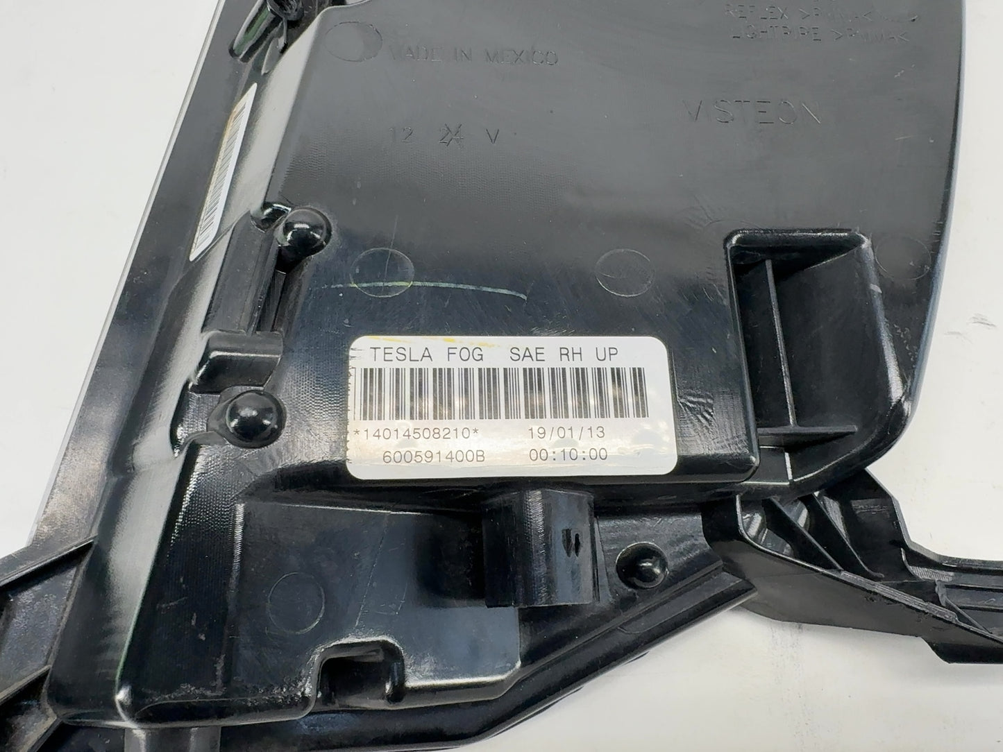 2013 Tesla Model S Right Foglamp 6005914-00-B