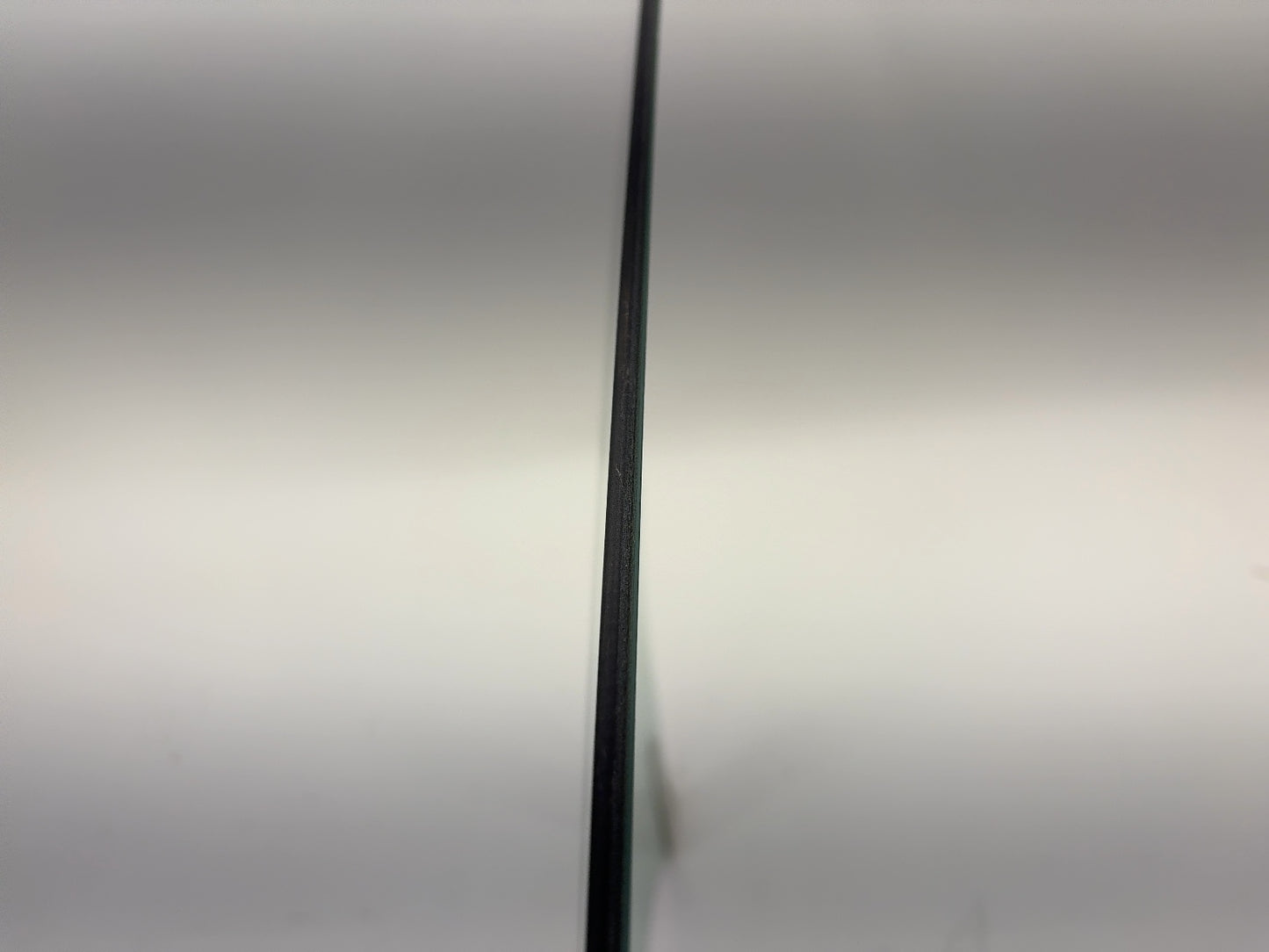 2024-2025 Tesla Model 3 Highland Front Right Door Glass Laminated 1773076-00-D