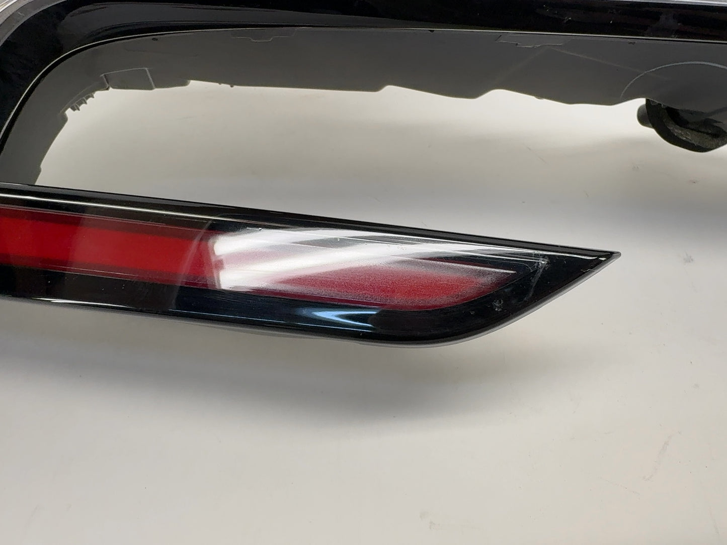 2024-2026 Tesla Model 3 Highland Tail Lamp Liftgate Trunk Left 1691498-00-F