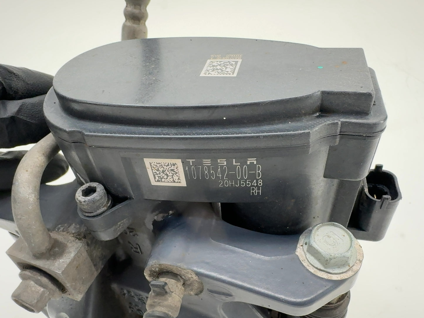 2021 Tesla Model S Rear Brake Caliper Right 1078542-00-B