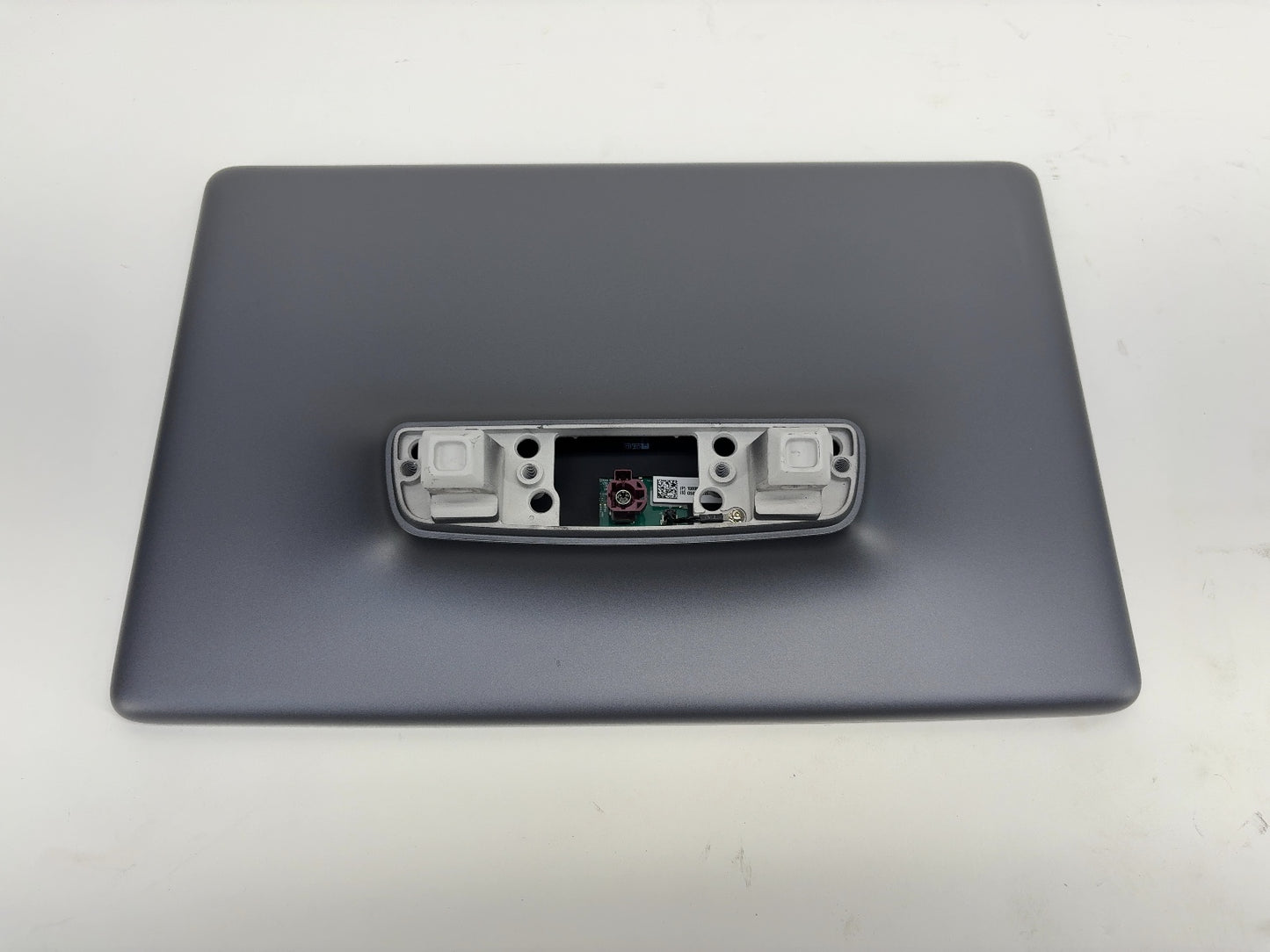2023-2025 Tesla Model Y Center Display 1089543-00-K