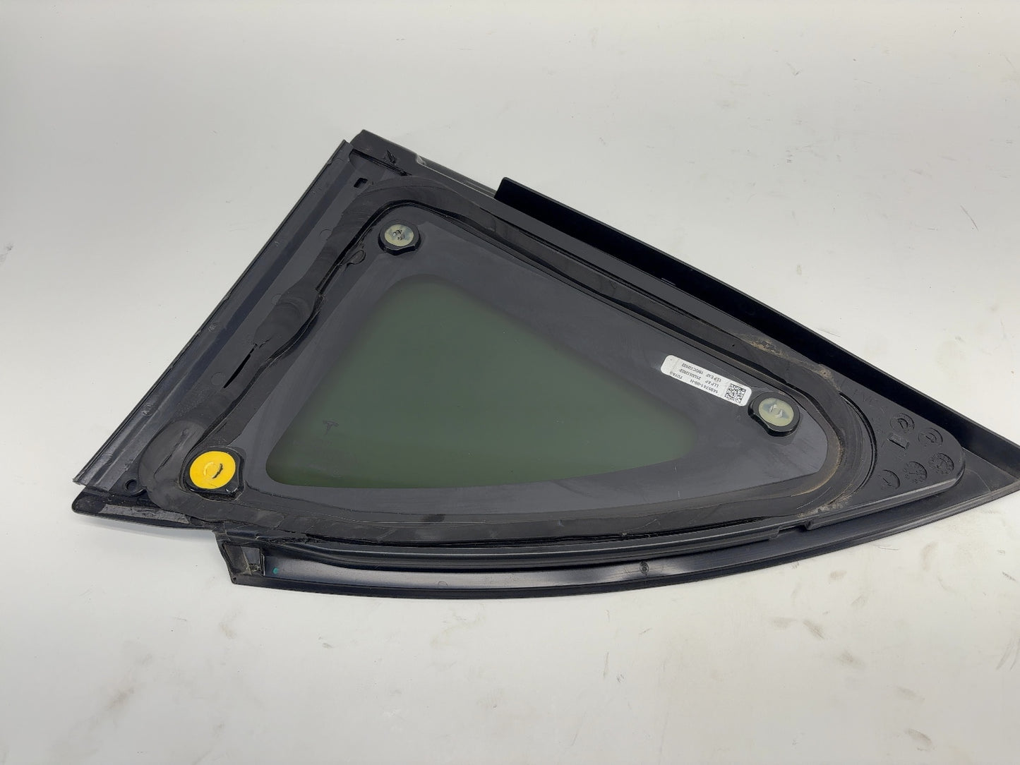 2023-2025 Tesla Model Y Right Quarter Glass 1495741-00-J
