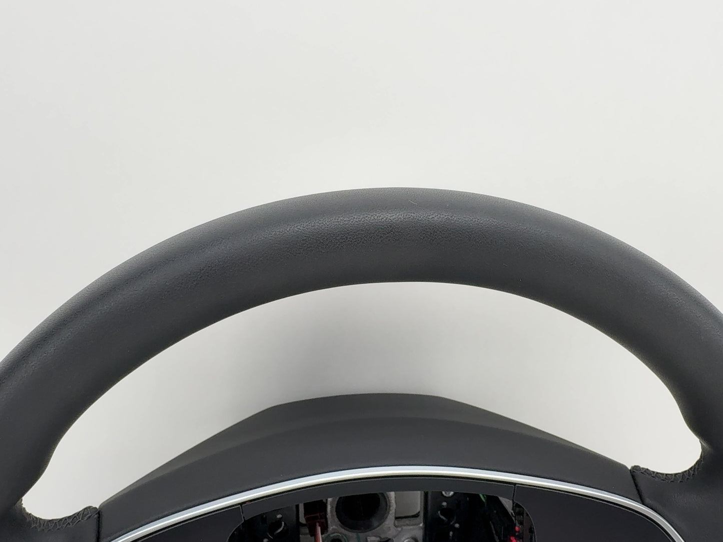 2025 Tesla Model 3 Highland Steering Wheel Pur Leather 1735339-00-G