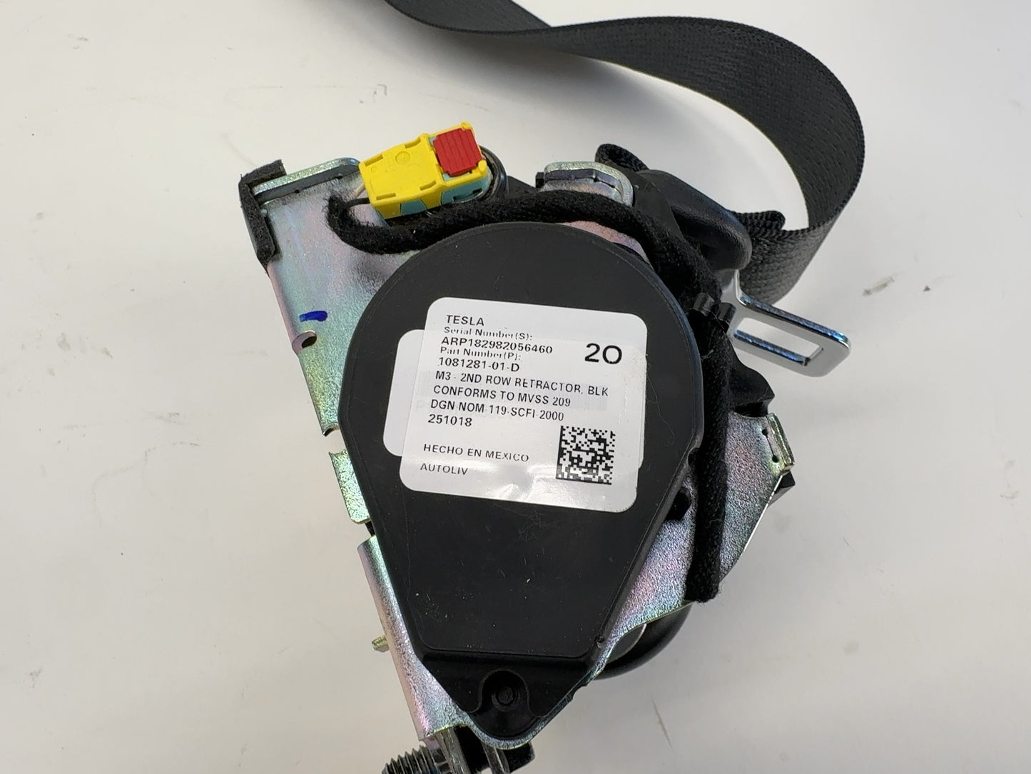2018 Tesla Model 3 Rear Seat Belt Left or Right 1081281-01-D