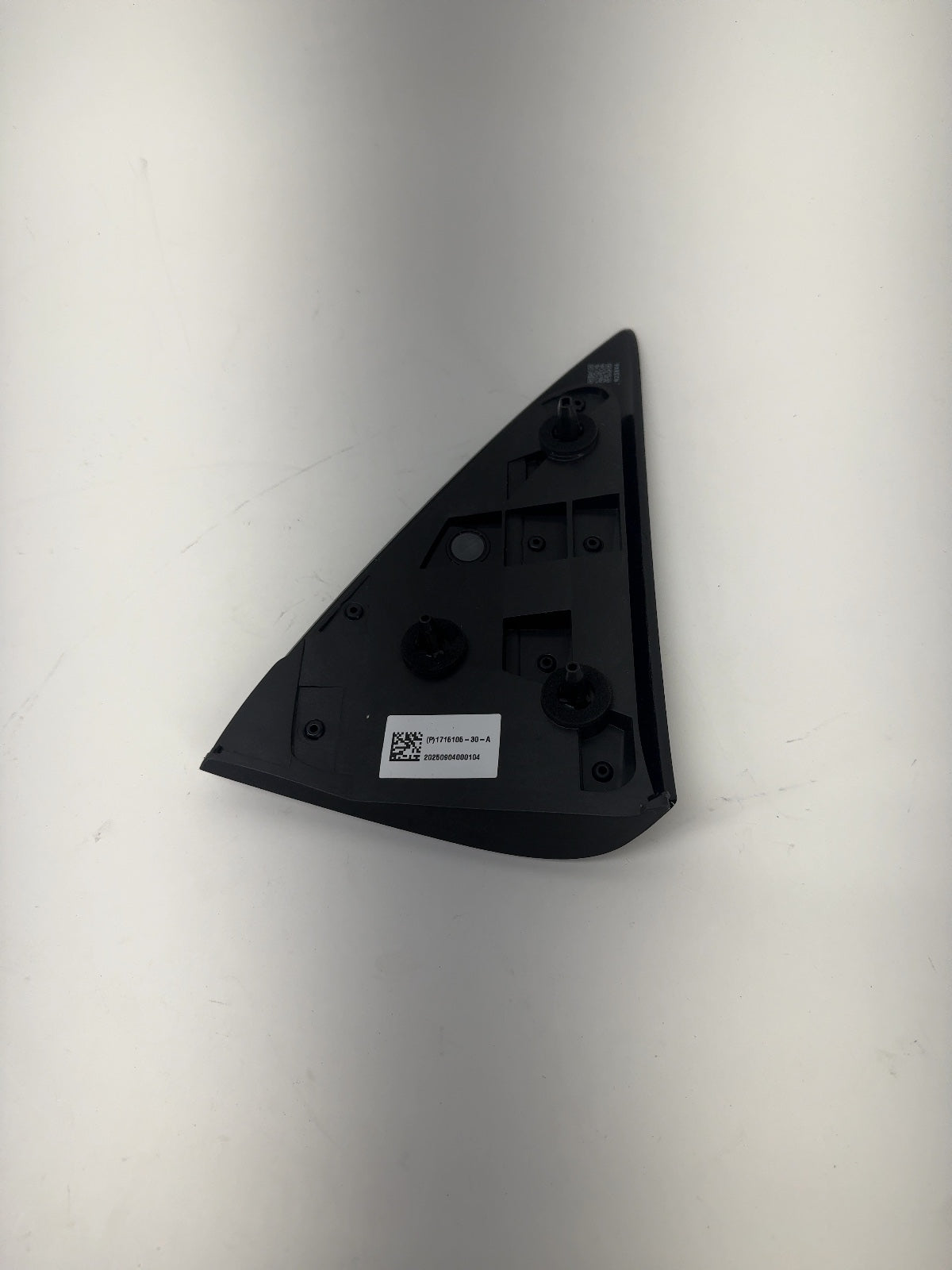 2025-2026 Tesla Model 3 Highland Right Quarter Reflector 1715105-30-A