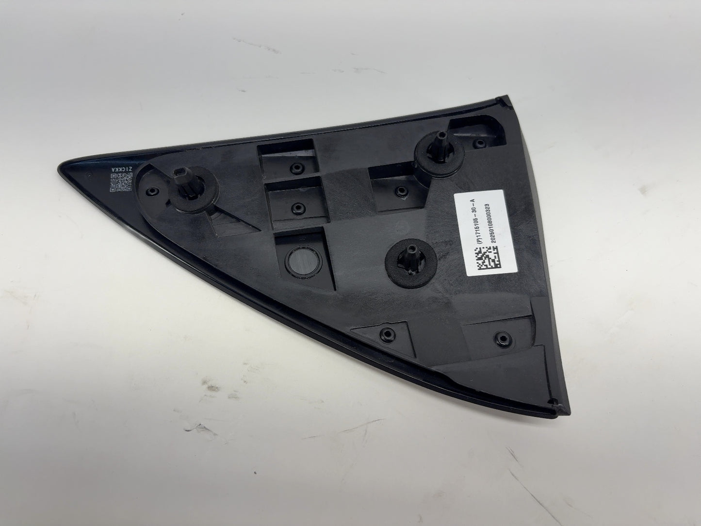 2025-2026 Tesla Model 3 Highland Right Quarter Reflector 1715105-30-A