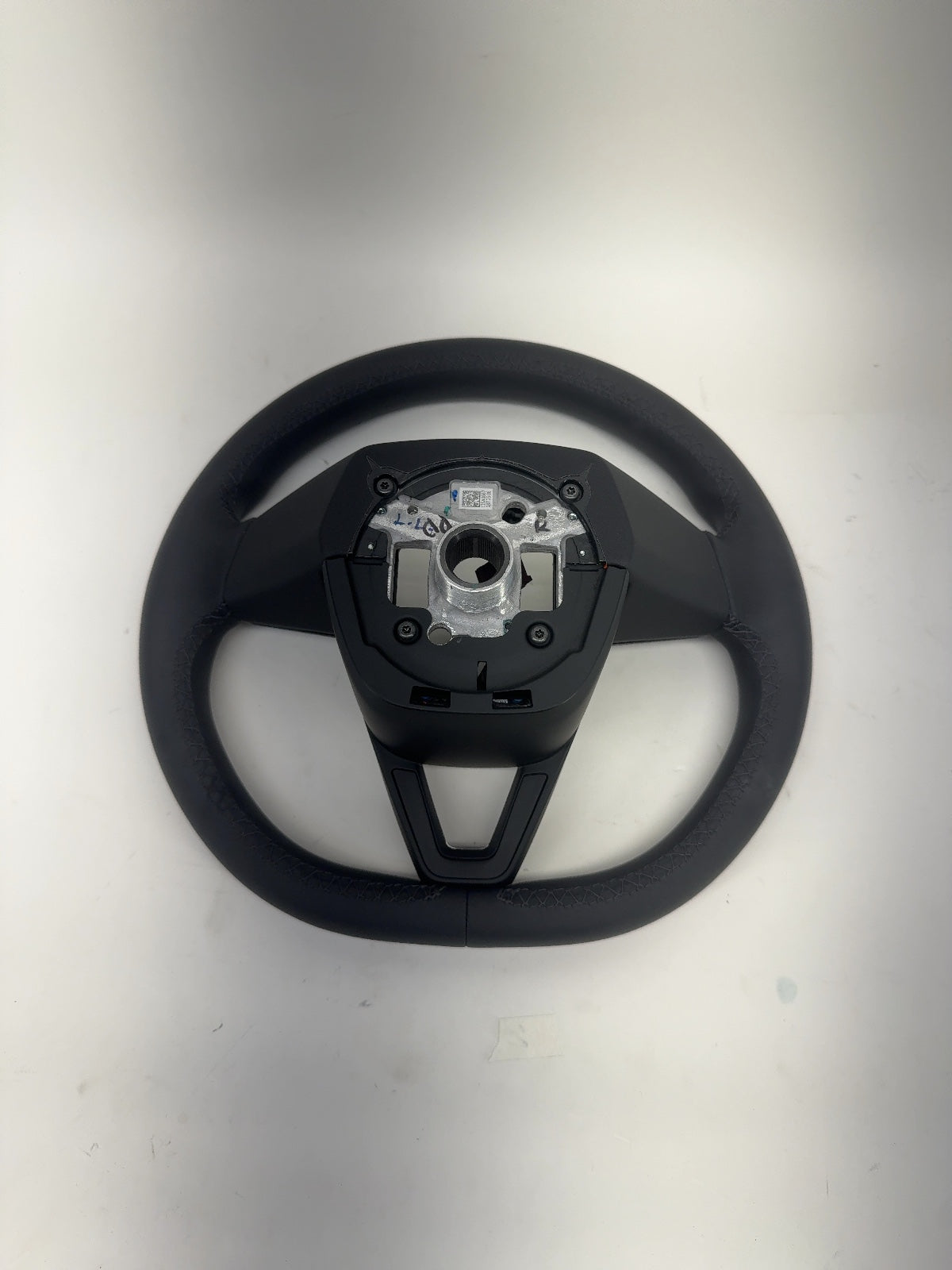 2025 Tesla Model 3 Highland Steering Wheel Pur Leather 1735339-00-G