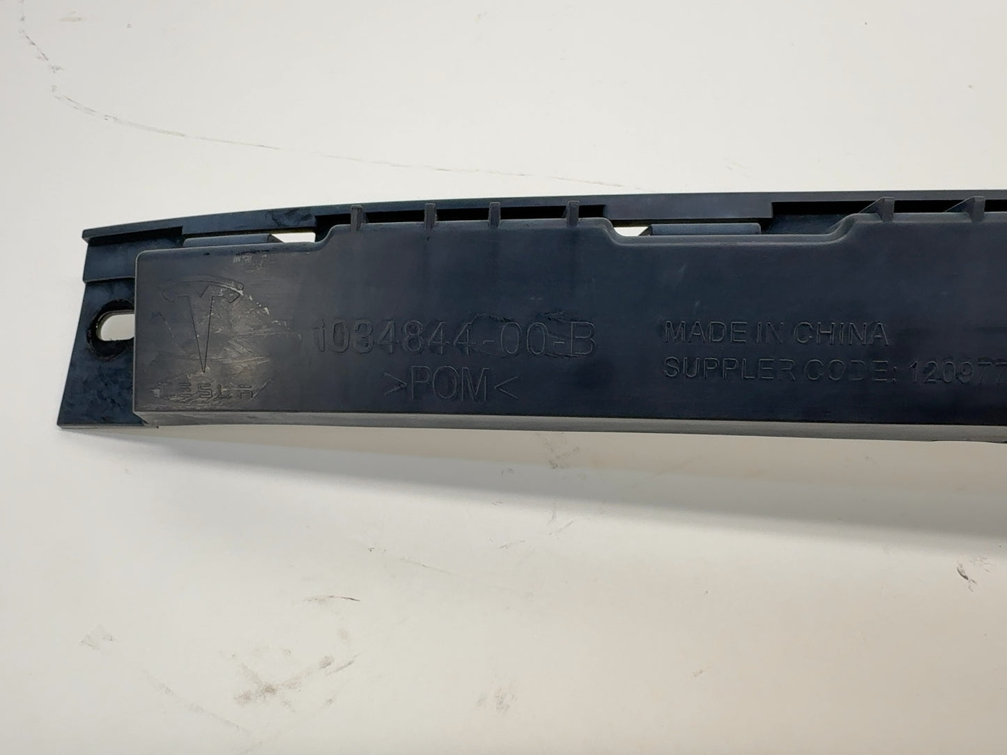 2016 Tesla Model X Bracket Rear Center 1034844-00-B