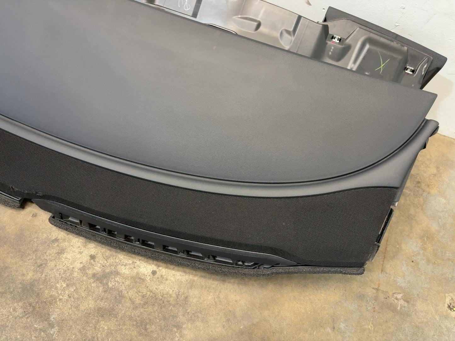 2020-2025 Tesla Model 3 Dash Panel With Airbag 1077823-00-G