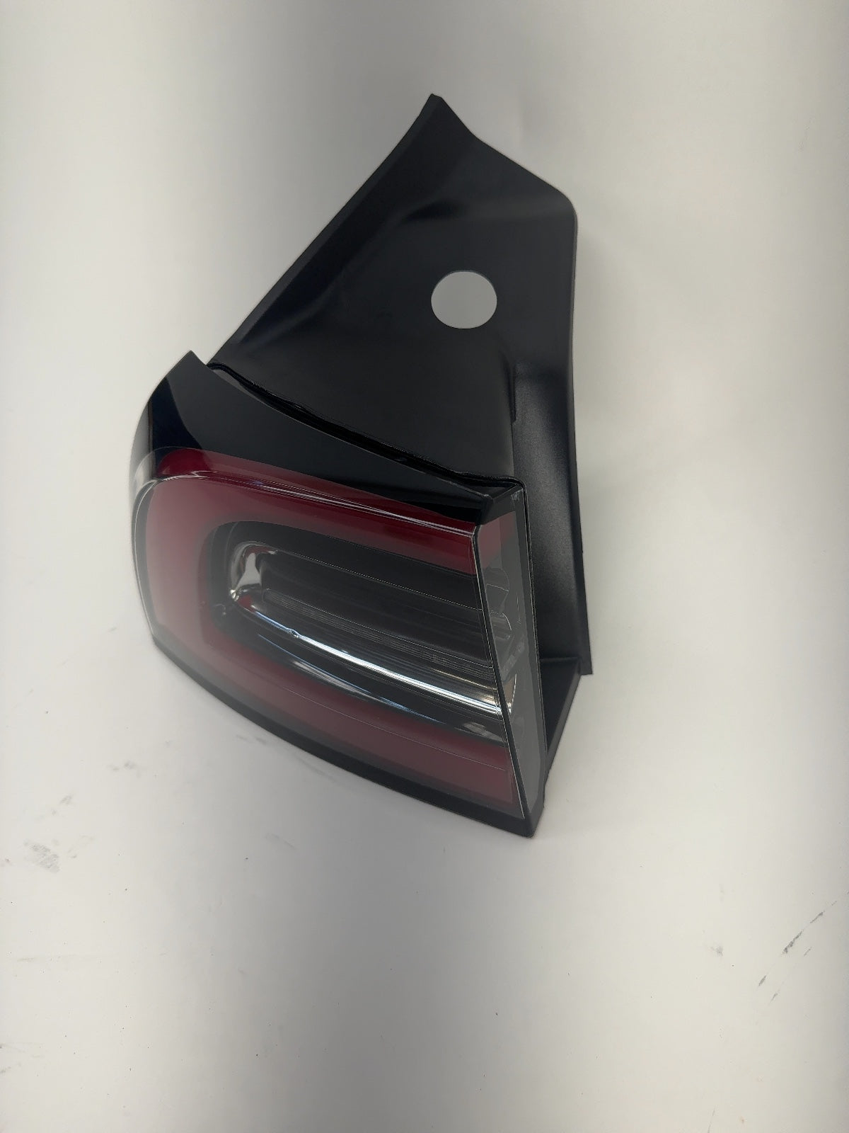 2021-2023 Tesla Model 3 Tail Lamp Rear Bodyside Left 1077397-00-H