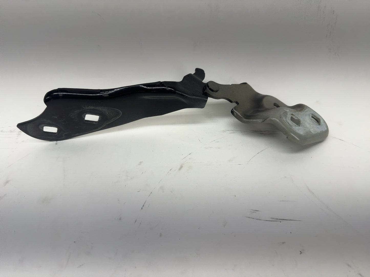 2023 Tesla Model 3 Hood Hinge Right 1098793-00-D