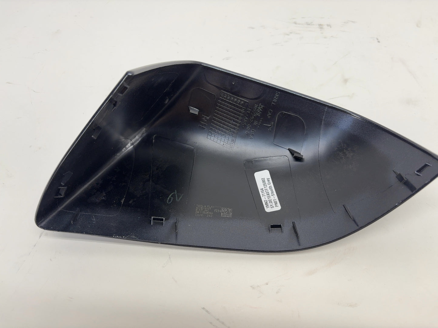 2018-2025 Tesla Model 3 Highland Right Door Mirror Assembly Skull Cap 1092292-00-D
