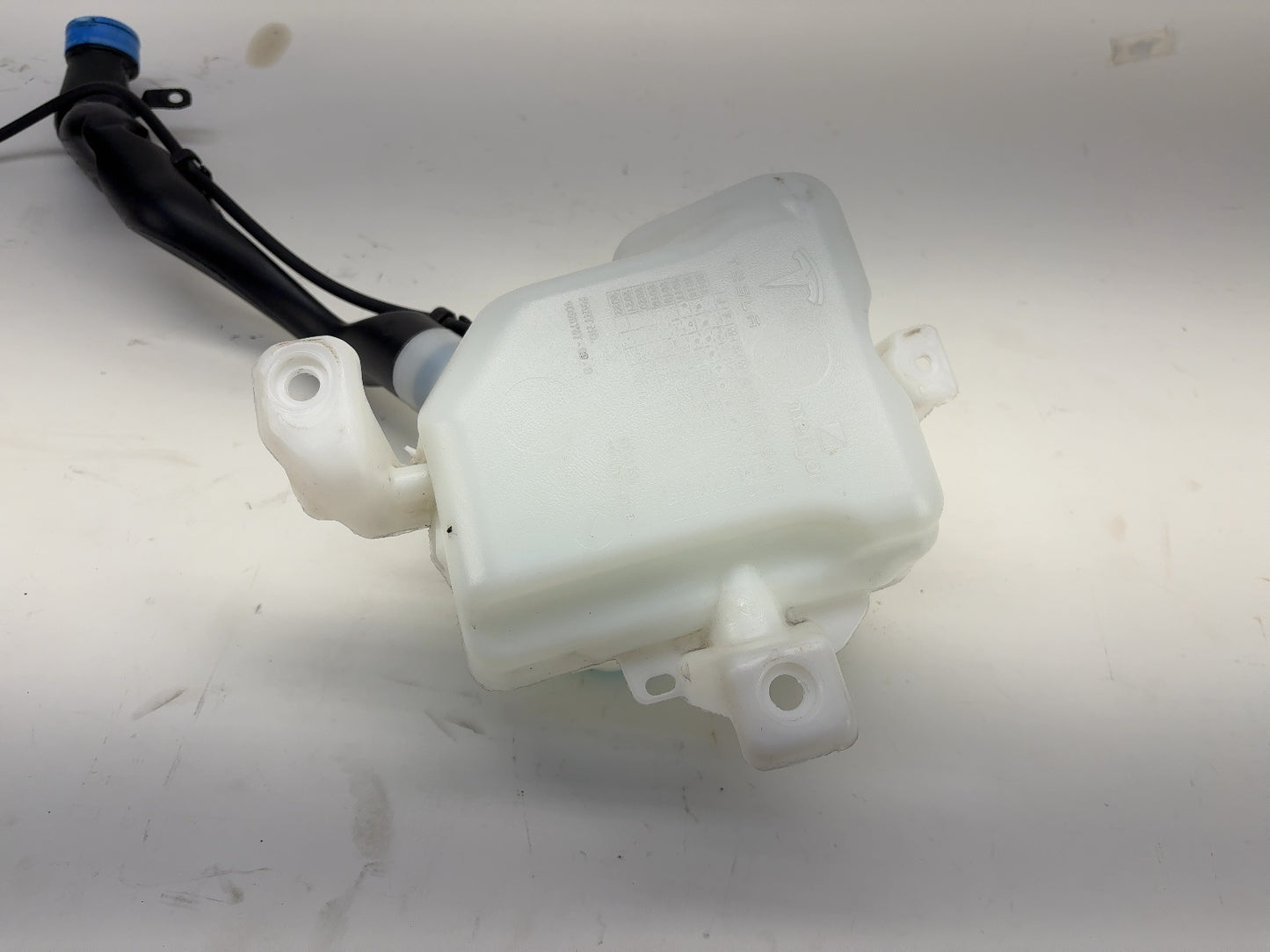2017 Tesla Model X Washer Tank Complete 1056761-00-B