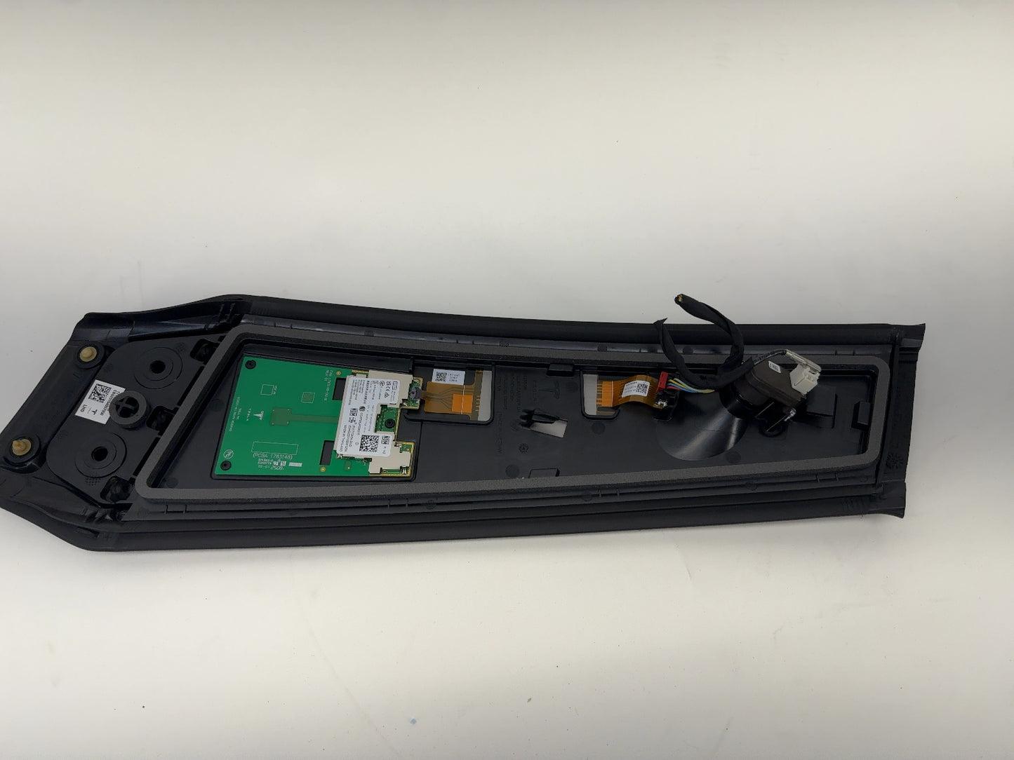 2024-2026 Tesla Model 3 Highland B Pillar Glass W Camera Left 1711762-00-H