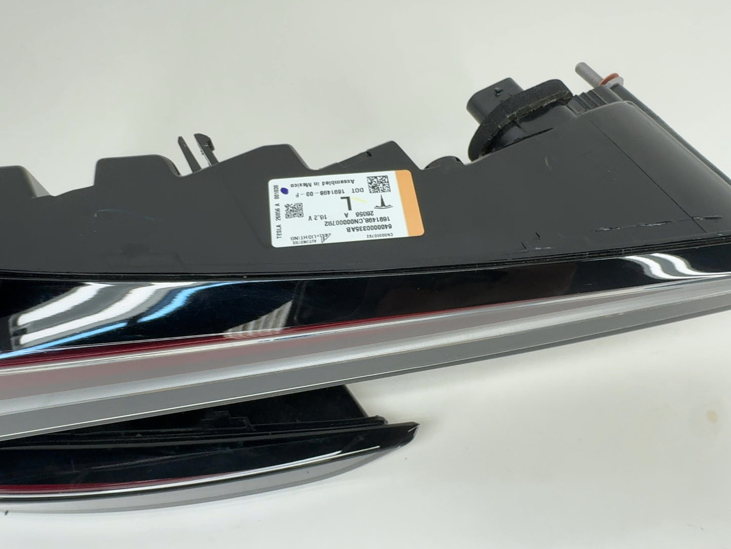 2024-2026 Tesla Model 3 Highland Tail Lamp Liftgate Trunk Left 1691498-00-F