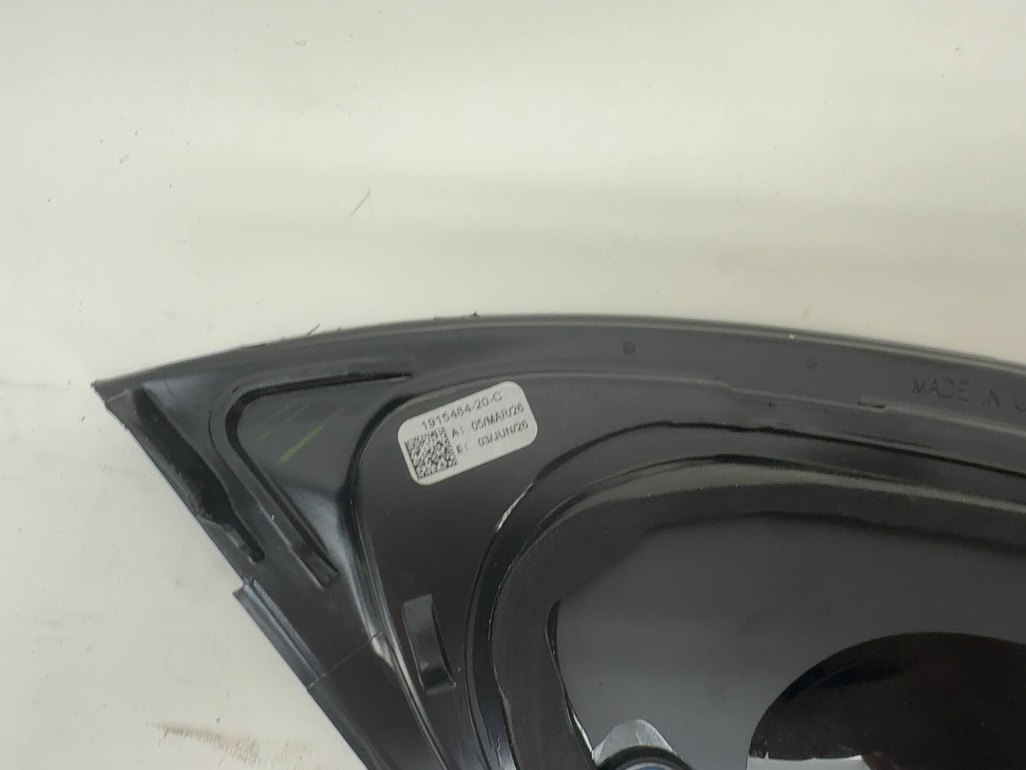 2025-2026 Tesla Model 3 Highland Rear Quarter Glass Right Black 1915484-20-C
