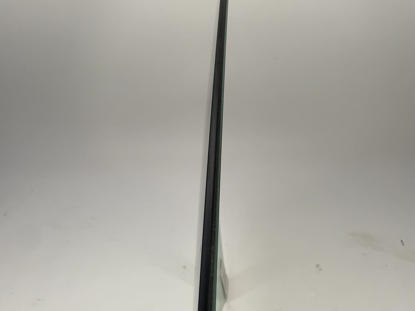 2024-2026 Tesla Model 3 Highland Front Right Door Glass Laminated Note 1773076-00-D