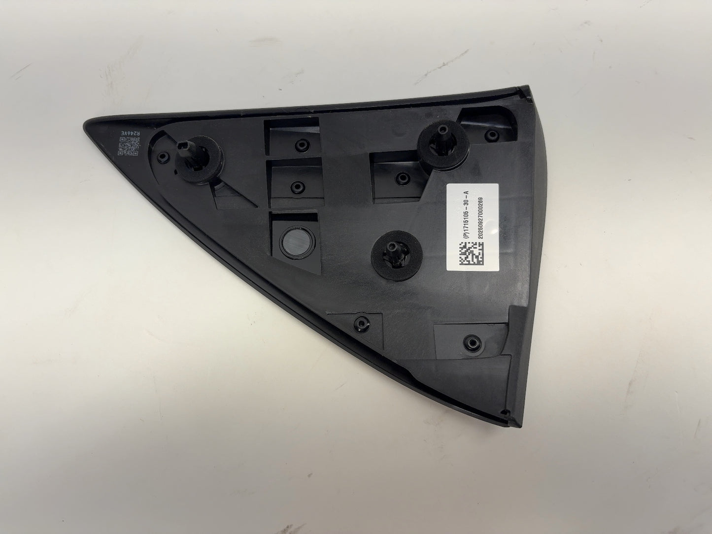 2025-2026 Tesla Model 3 Highland Right Quarter Reflector 1715105-30-A