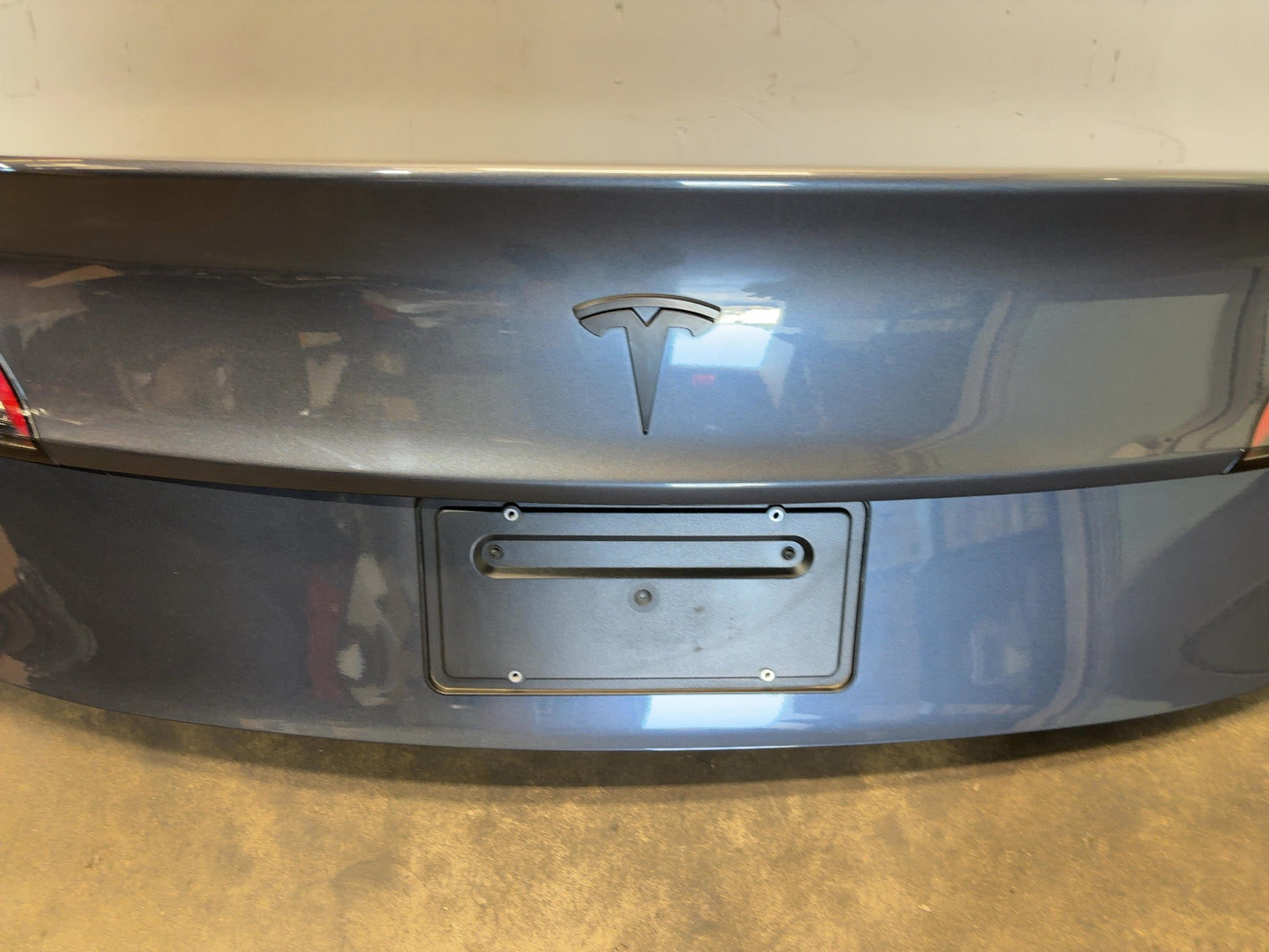2021-2023 Tesla Model 3 Trunk Lid Assembly 1601460-E0-A