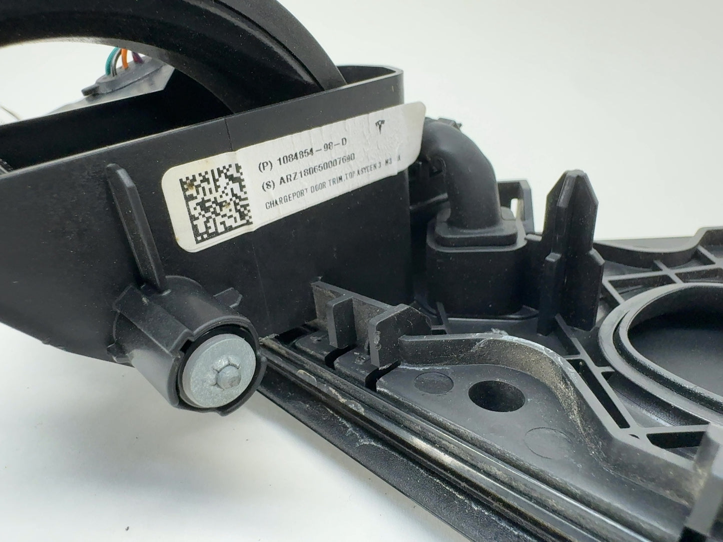 2019 Tesla Model 3 Charge Port Door 1084854-98-D