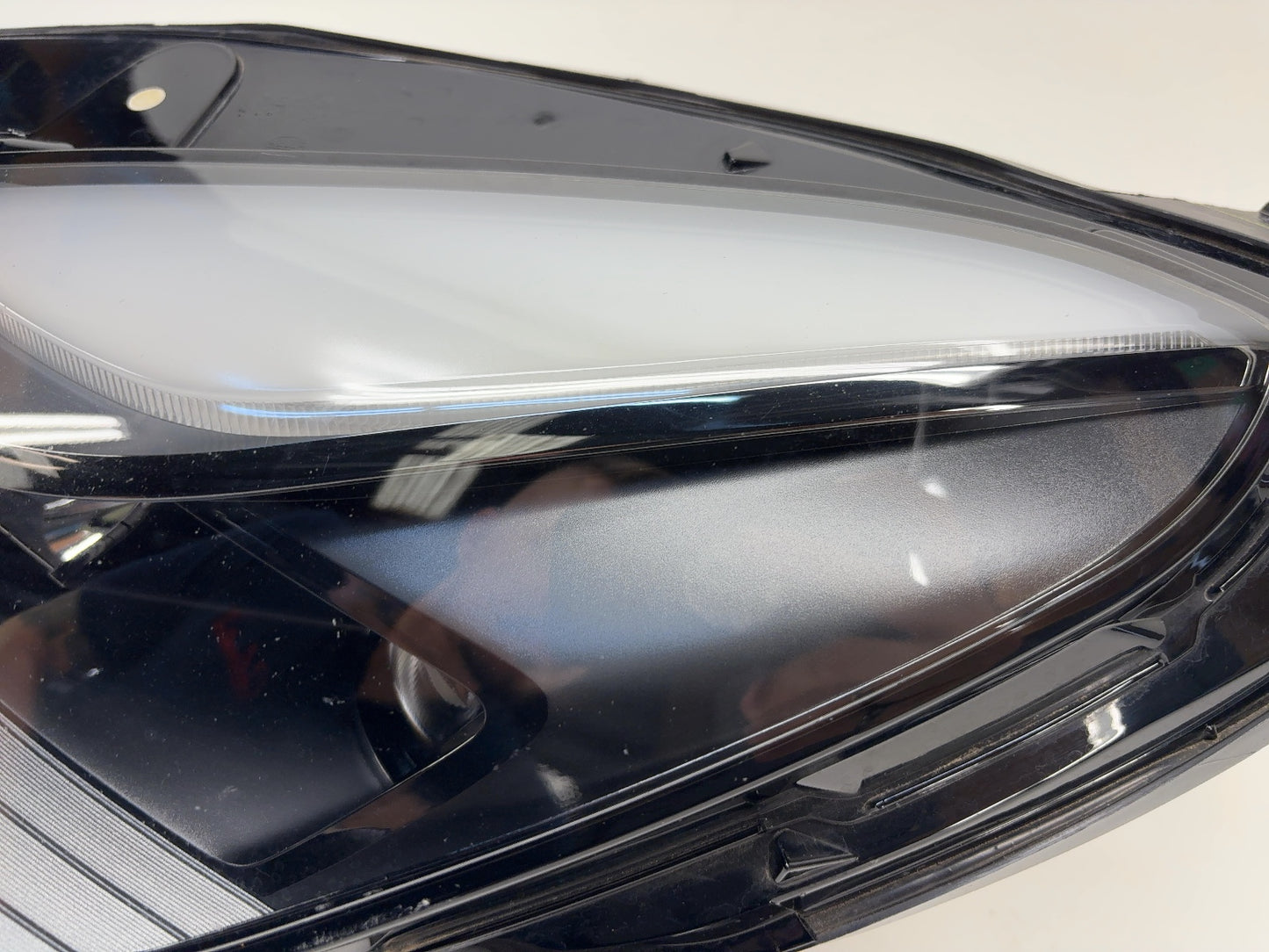 2023 Tesla Model 3 Left Headlamp 1514952-00-D