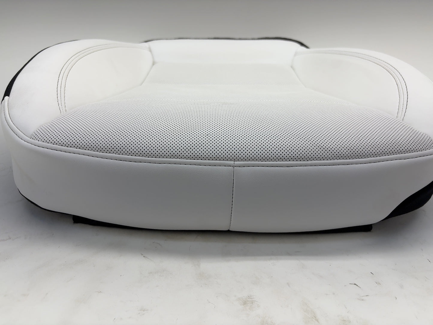 2025 Tesla Model 3 Highland Front Left Lower Seat Cushion 1997744-02-C