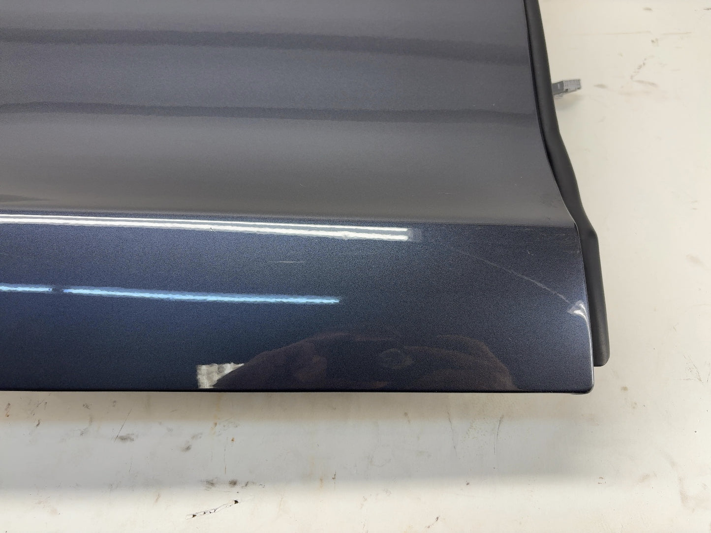 2014-2018 Tesla Model S Rear Right Door Shell 6006566-E0-H