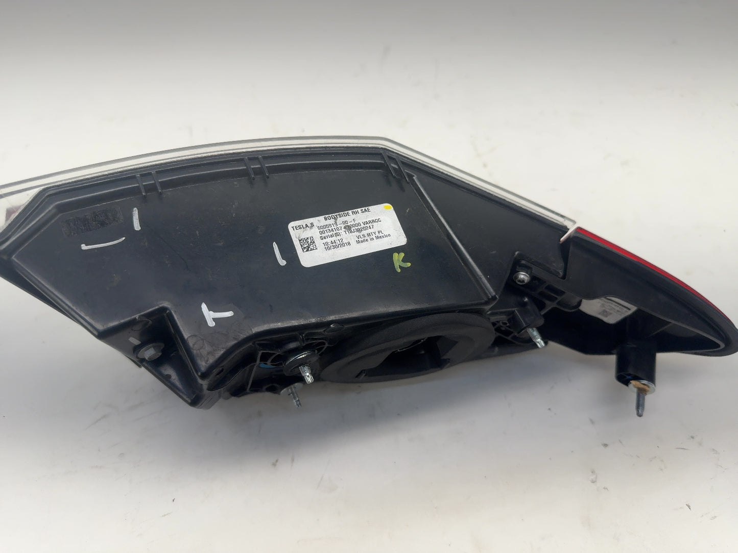 2018 Tesla Model S Tail Lamp Rear Bodyside Left 6005918-00-F