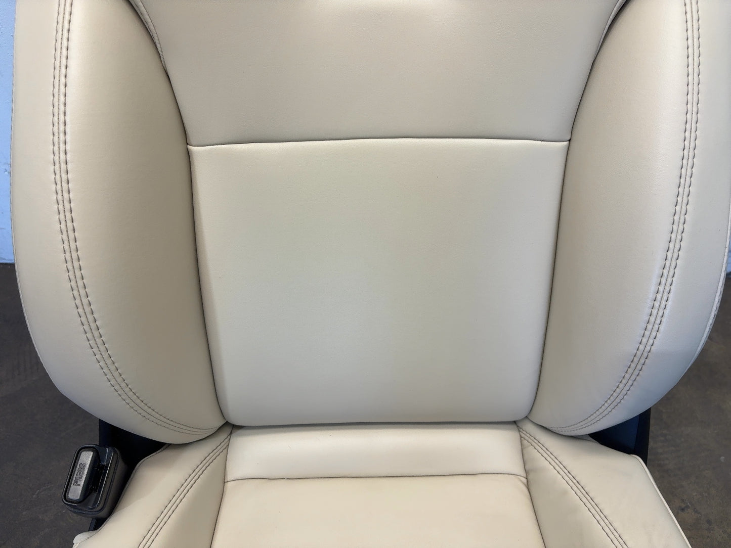 2018 Tesla Model S Front Left Seat Assembly 9876540-03-A
