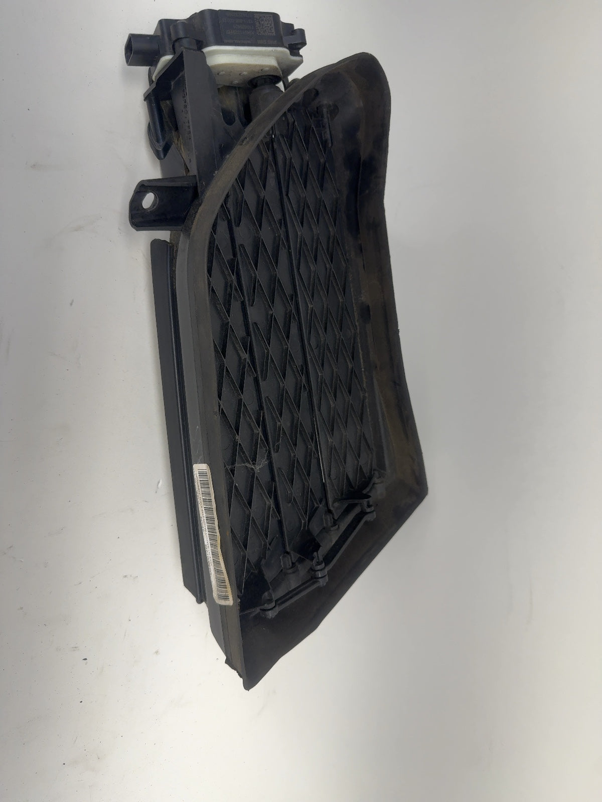 2015-2018 Tesla Model S Active Louvre Left 1007268-00-F