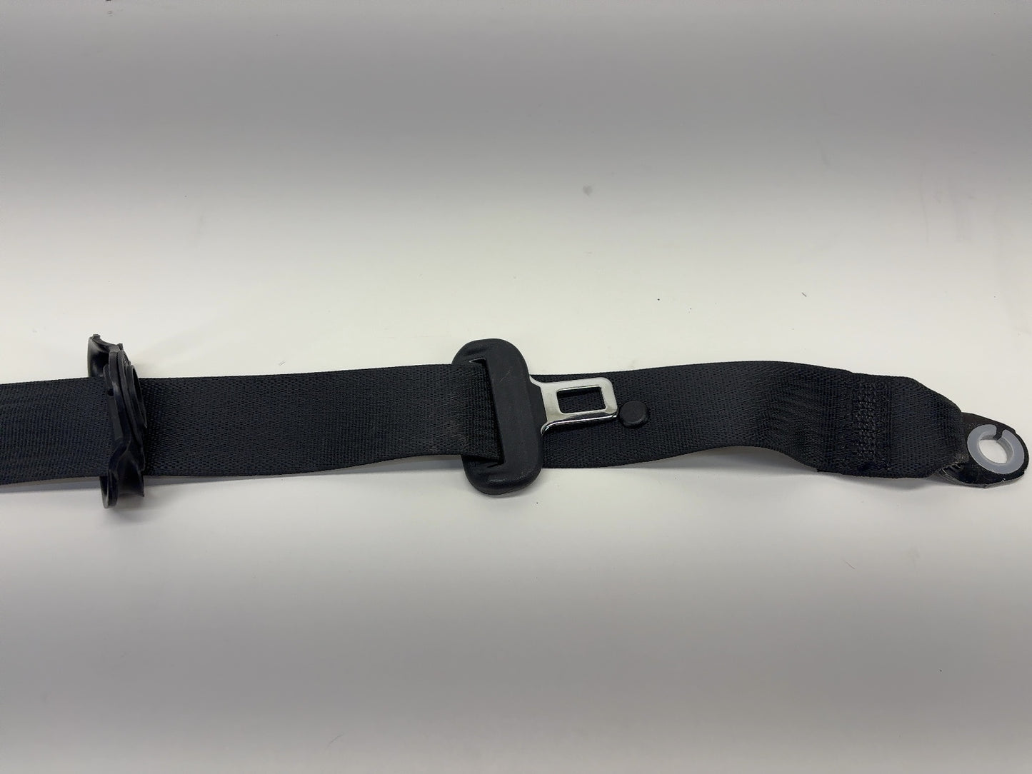 2018 Tesla Model S Second Row Seat Belt Retractor 1023136-05-D