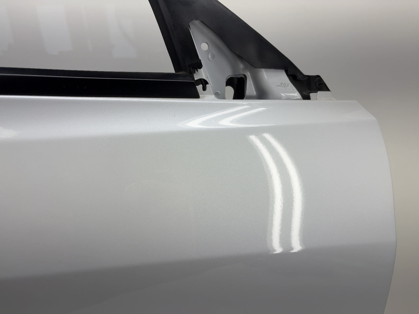 2018-2023 Tesla Model 3 Front Right Door Shell 1081420-E0-C