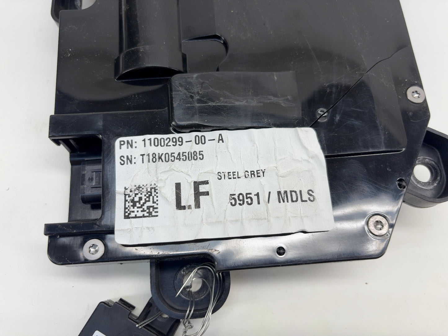 2018 Tesla Model S Front Exterior Door Handle Left 1100299-00-A
