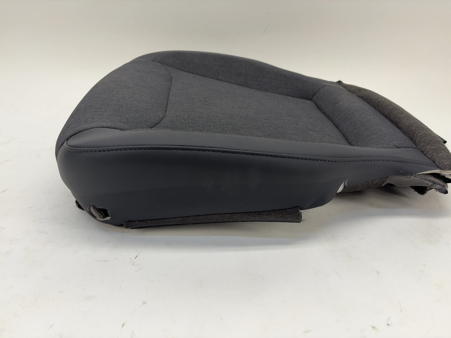 2025 Tesla Model 3 Highland Front Right Seat Lower Cushion 2191868-04-B