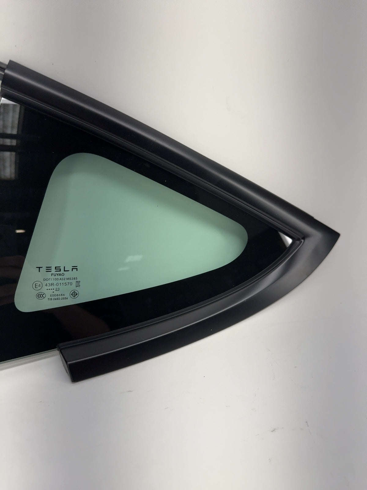 2023 Tesla Model 3 Left Quarter Glass 1514978-01-D