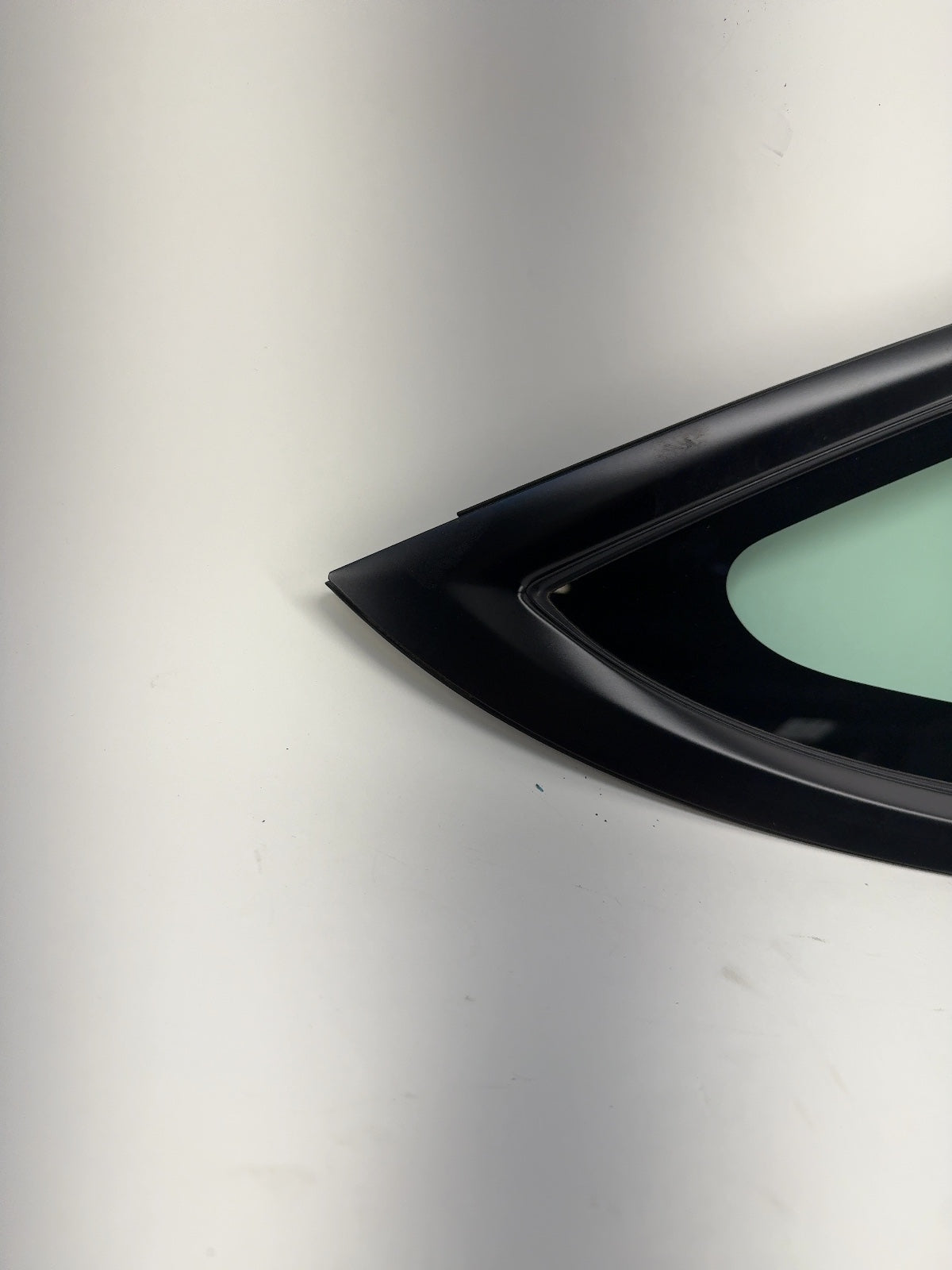 2023 Tesla Model 3 Right Quarter Glass 1514979-01-D
