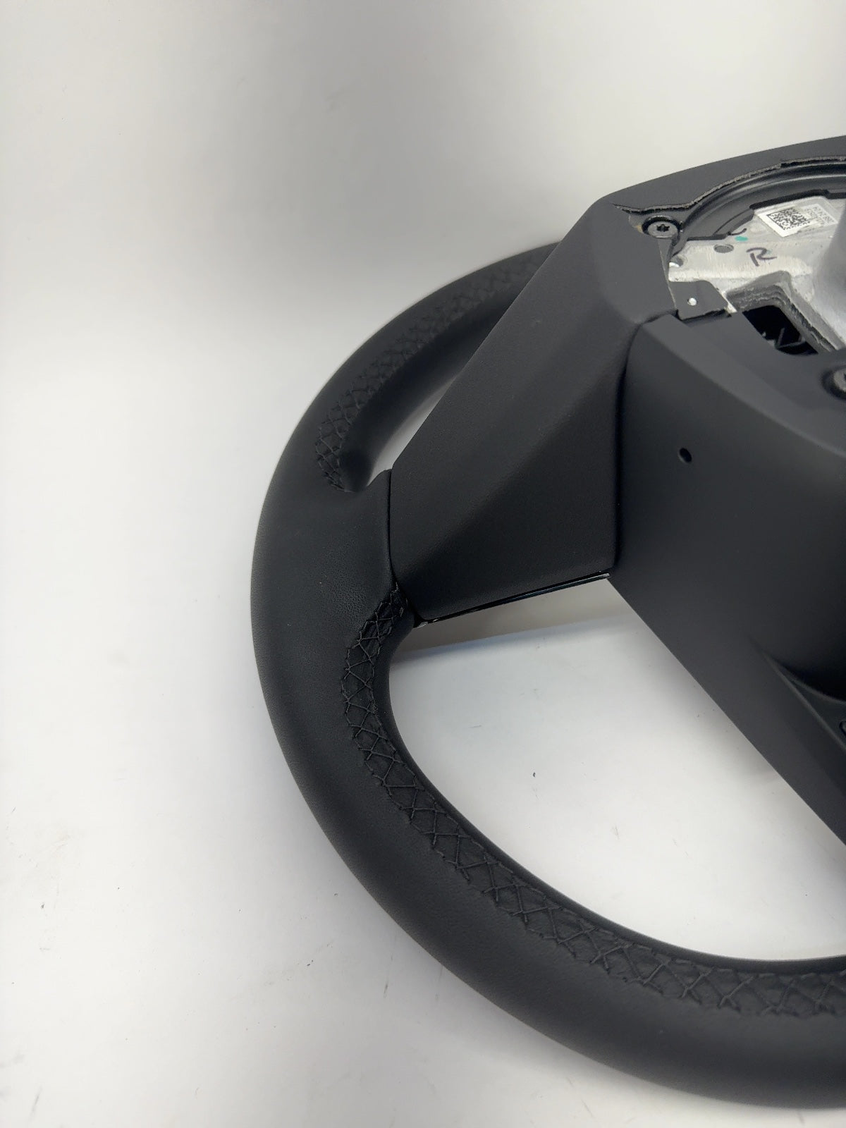 2024-2025 Tesla Model 3 Highland Steering Wheel Pur Leather 1735339-00-F