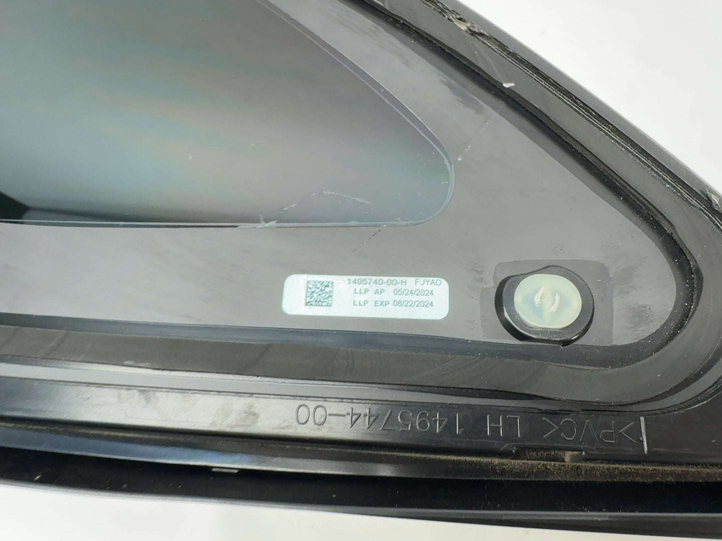 2024 Tesla Model Y Left Quarter Glass Note 1495740-00-H