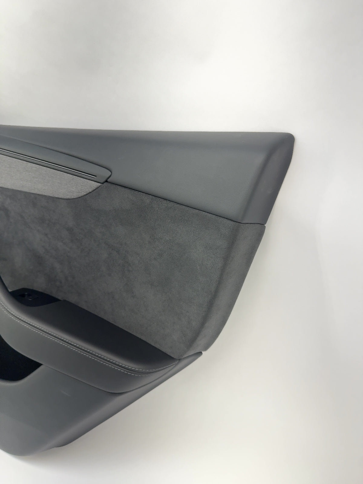 2026 Tesla Model Y Juniper Door Trim Rear Right Black 3643297-52-F