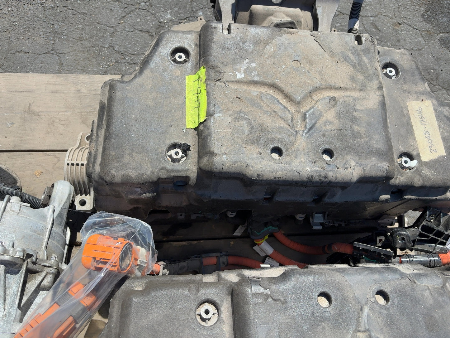 2023 Rivian R1S R1T Front Drive Unit Quad Motor PT00043514-G