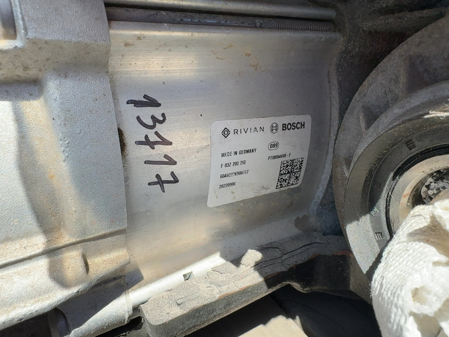 2023 Rivian R1S R1T Rear Drive Unit Quad Motor PT00054488-F
