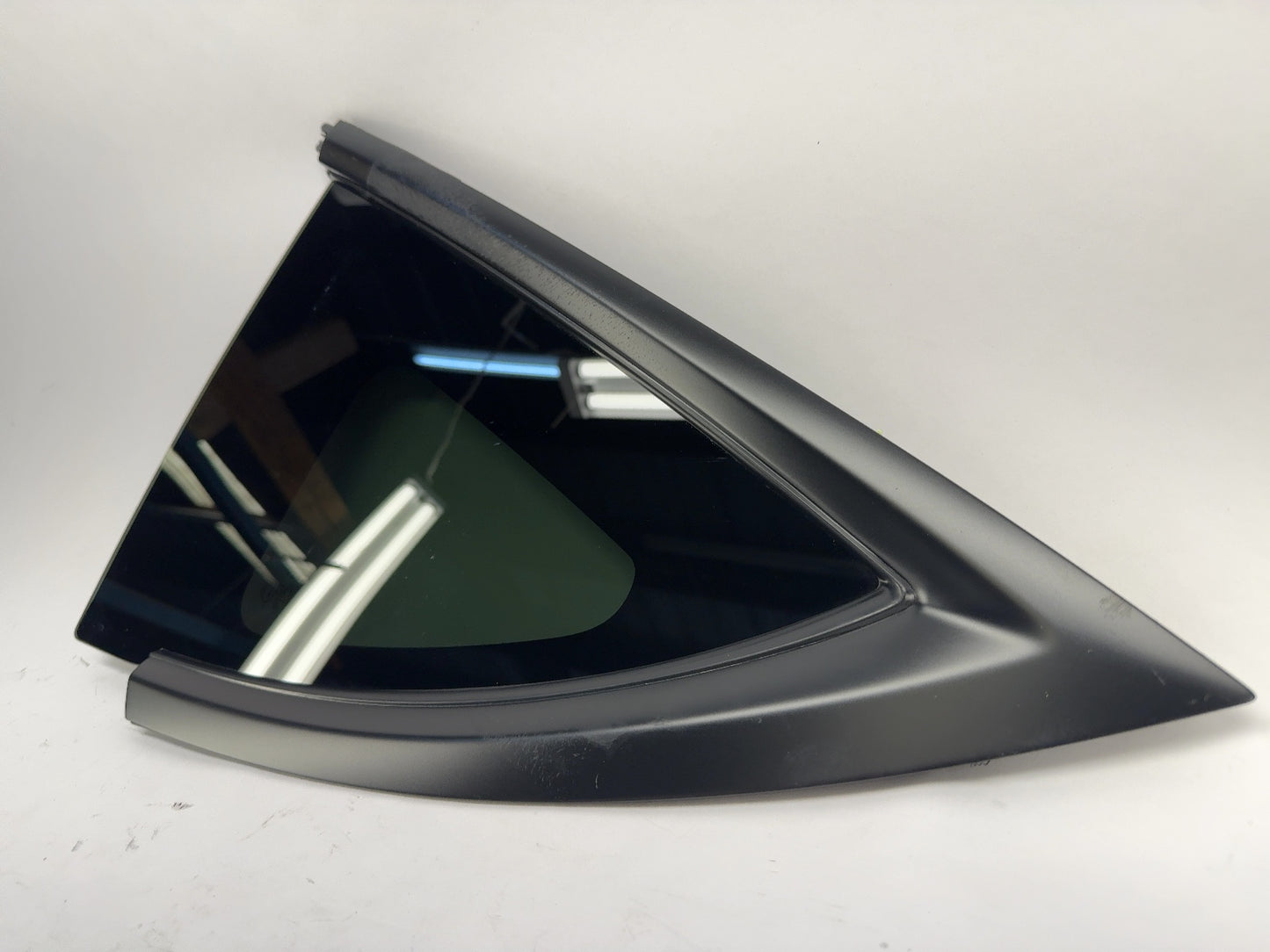 2025-2026 Tesla Model 3 Highland Left Quarter Glass 1915483-20-C