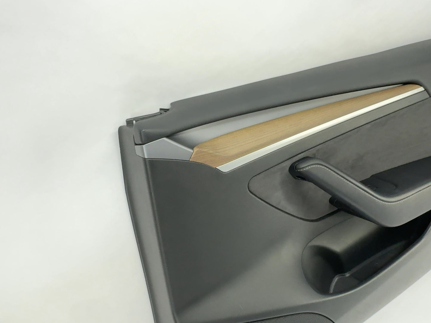 2021-2023 Tesla Model 3 Front Right Door Panel 1588127-01-D