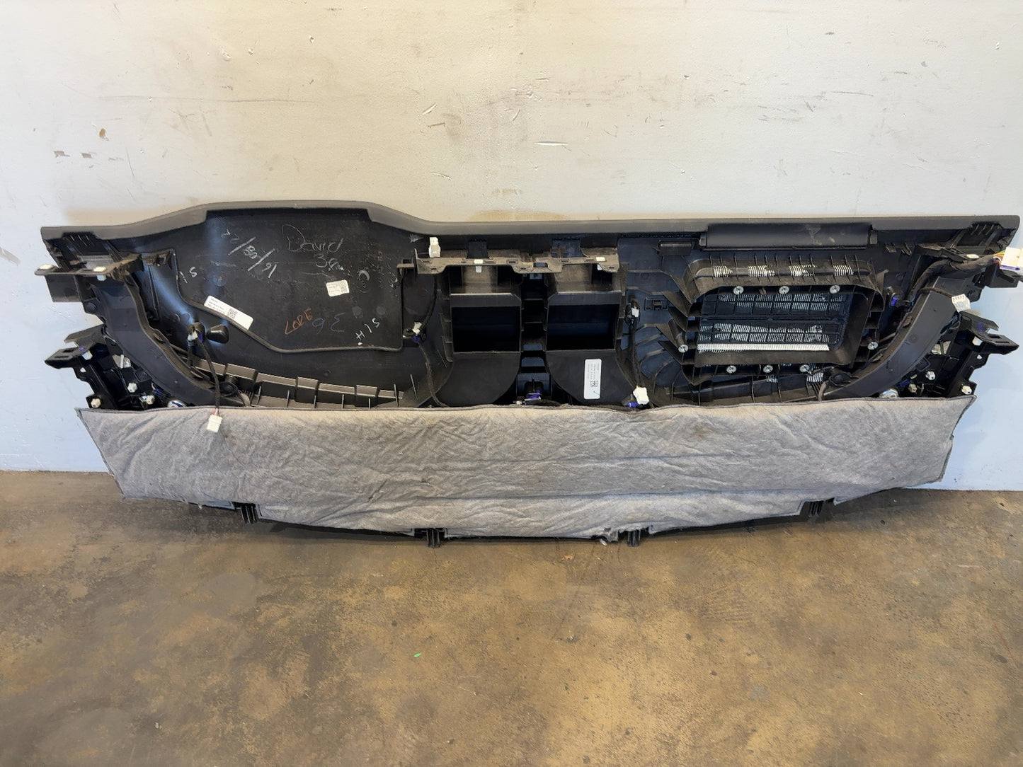 2021-2025 Tesla Model X Instrument Dash Panel 1613662-00-J
