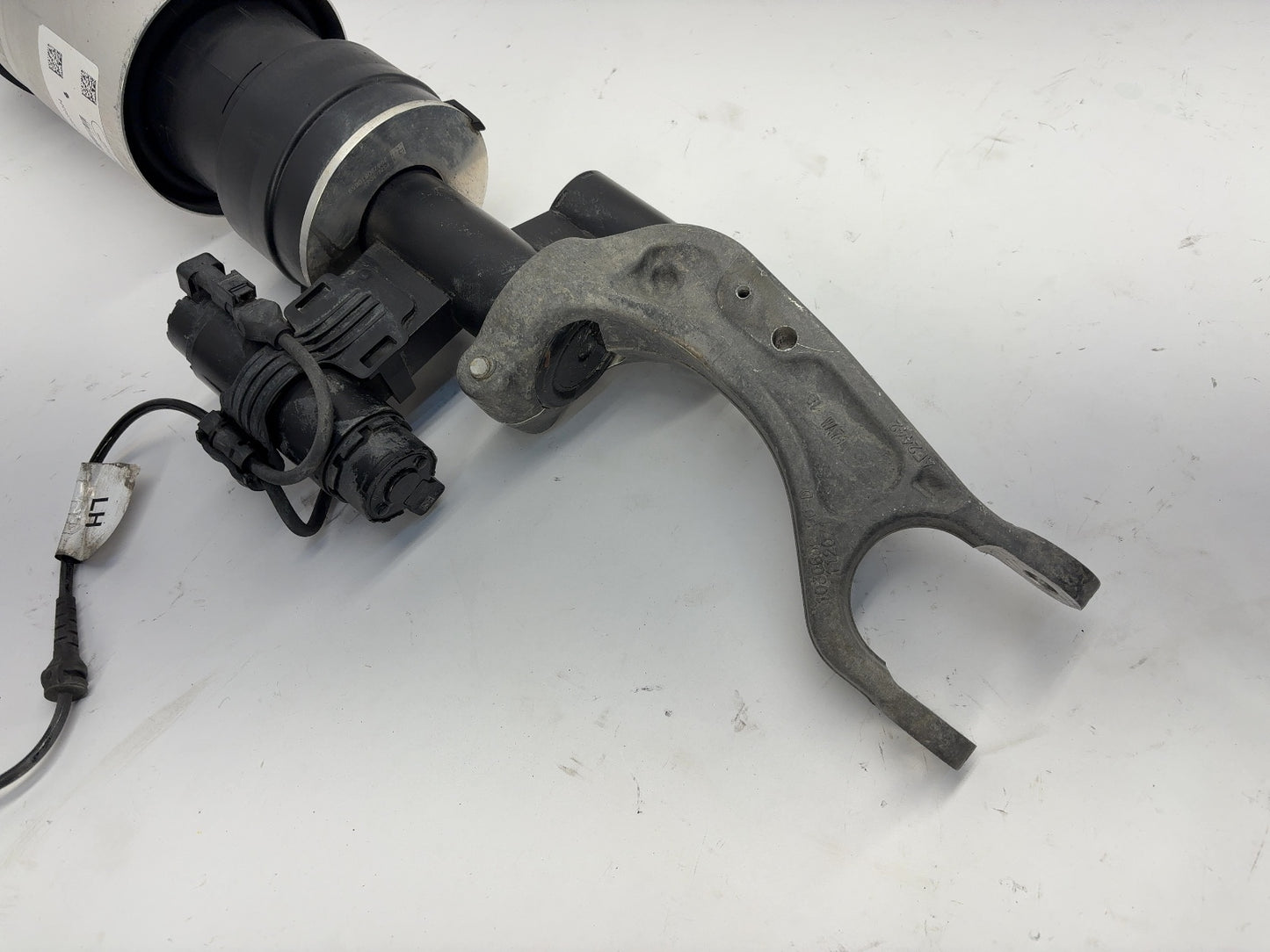 2019-2021 Tesla Model S Front Air Spring Module Left 1066361-00-D