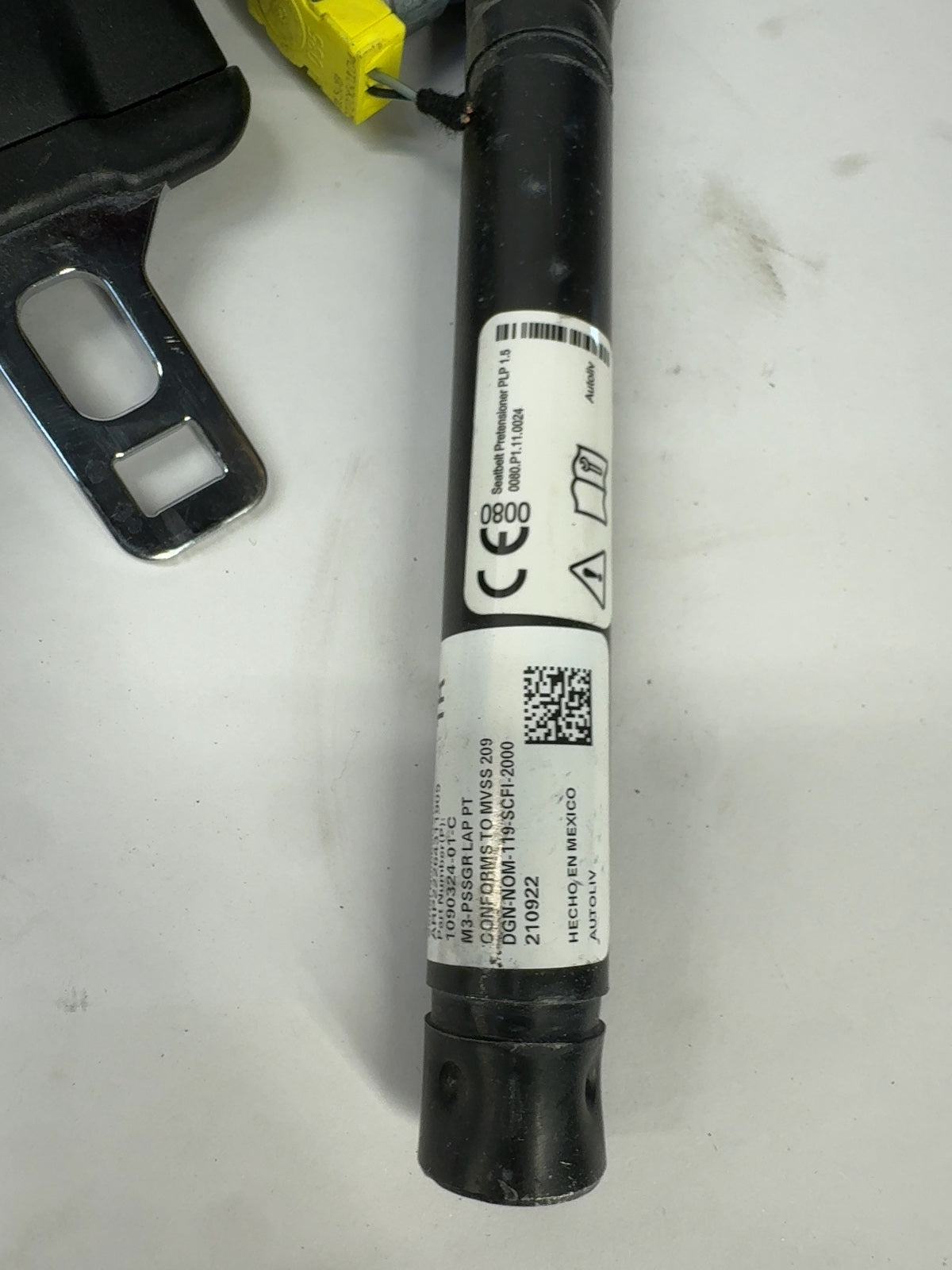 2018 Tesla Model 3 Front Right Seatbelt W Pretensioner 1081279-01-E